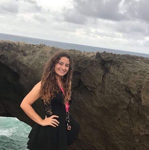 Meet your Posher, Isabel c.